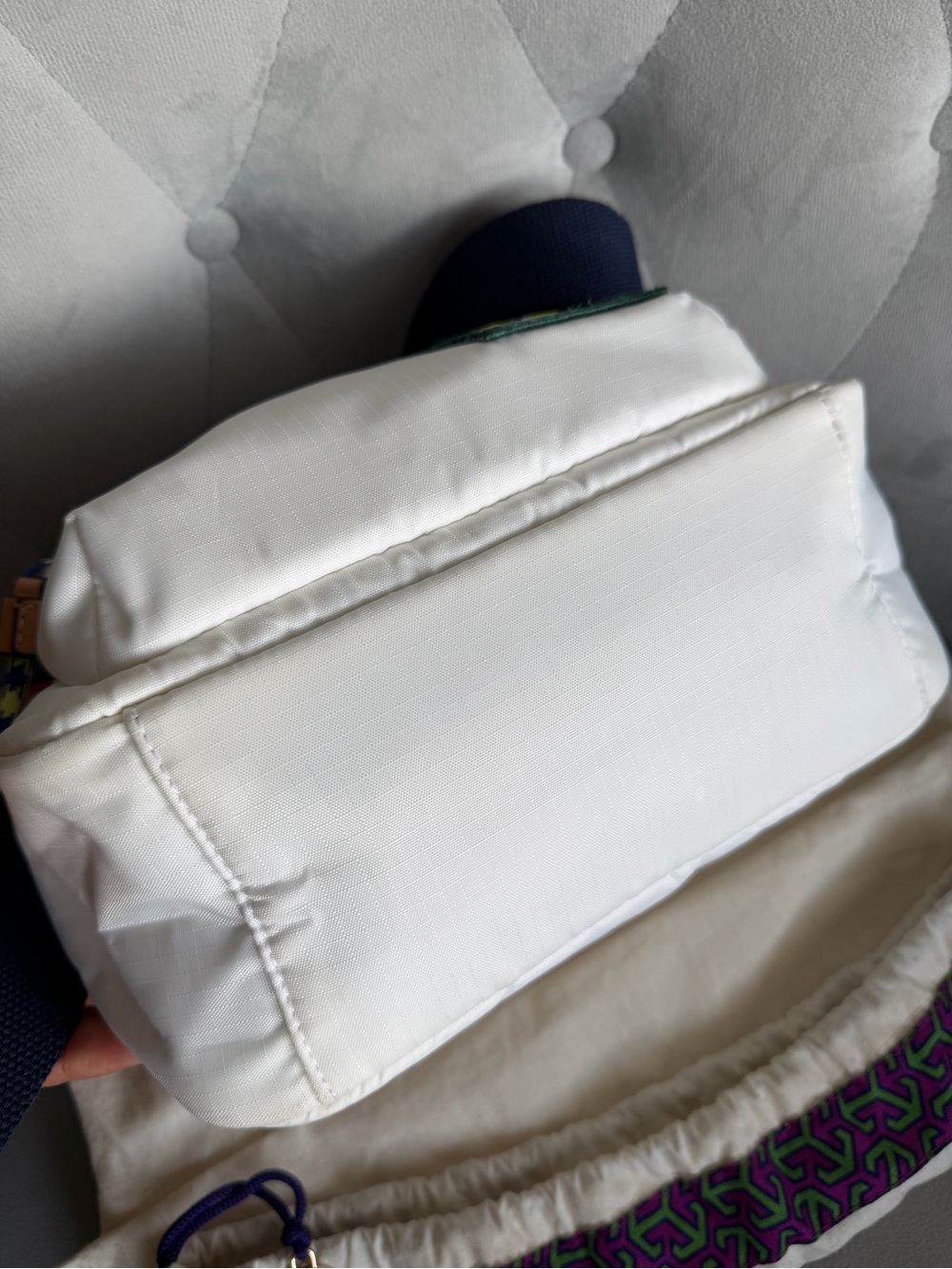 Tory Burch White Nylon Crossbody Bag with Navy Strap and Green Logo Patch - Picture 10 of 16